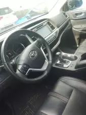 interiorFront