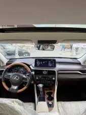 interiorFront