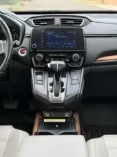 interiorFront