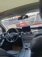 interiorFront