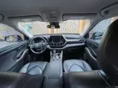 interiorFront