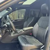 interiorFront