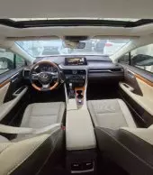 interiorFront