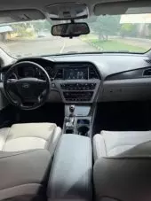 interiorFront