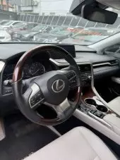 interiorFront