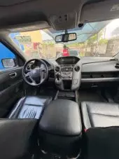 interiorFront