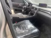 interiorFront