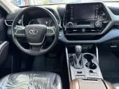 interiorFront