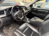interiorFront