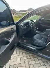frontLeftSeat
