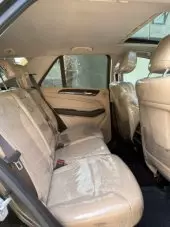 interiorBack