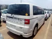 car Right Back