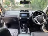 interiorFront