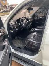 frontInterior