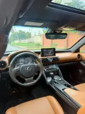 interiorFront