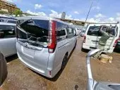car Right Back