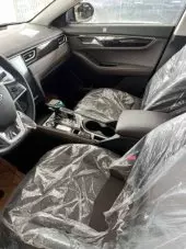 interiorFront