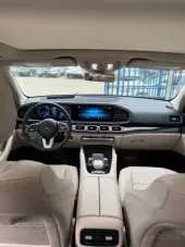 interiorFront