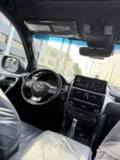 interiorFront