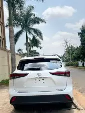 car Right Back