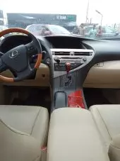 interiorFront