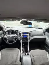 interiorFront
