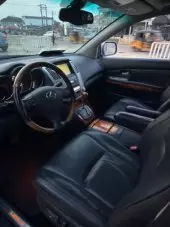 interiorFront