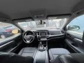 interiorFront