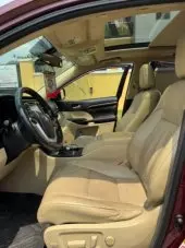 interiorFront