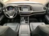 interiorFront