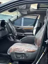 interiorFront