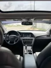 interiorFront