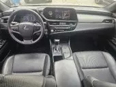 interiorFront