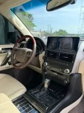 interiorFront