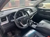 interiorFront