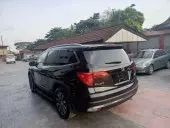 car Right Back