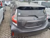 car Right Back