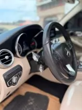 interiorFront