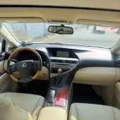 interiorFront