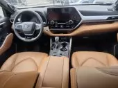 interiorFront