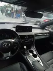 interiorFront