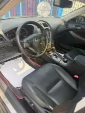 interiorFront