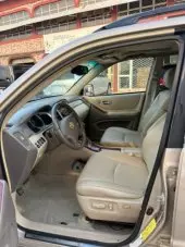 interiorFront