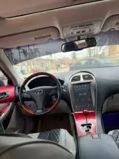 interiorFront