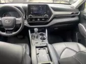interiorFront