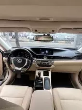 interiorFront