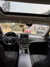 interiorFront