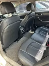 interiorBack