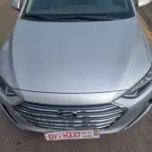 car-image