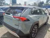 car Right Back